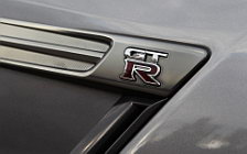   Nissan GT-R - 2012