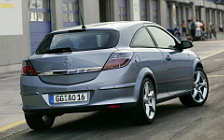   Opel Astra GTC - 2005