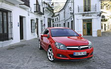   Opel Astra GTC - 2005