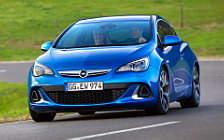   Opel Astra OPC - 2012