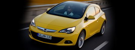 Opel Astra GTC Panoramic - 2011