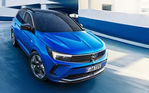   Opel Grandland Hybrid4 - 2021