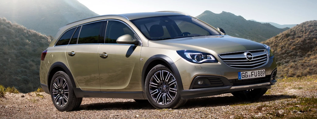   Opel Insignia Country Tourer - 2013 - Car wallpapers