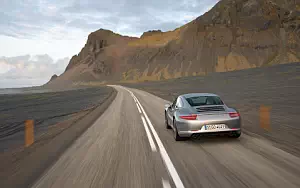   Porsche 911 Carrera S - 2011