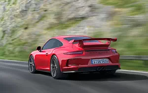   Porsche 911 GT3 - 2013