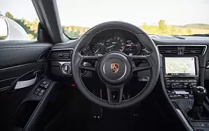   Porsche 911 R - 2016