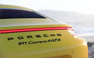   Porsche 911 Carrera 4 GTS Cabriolet - 2017