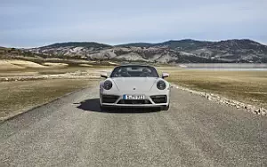   Porsche 911 Targa 4 GTS - 2021