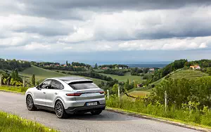   Porsche Cayenne S Coupe (Dolomite Silver Metallic) - 2019