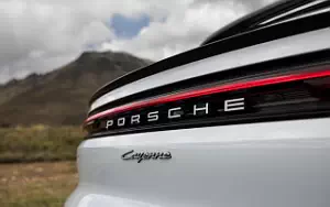   Porsche Cayenne E-Hybrid Coupe - 2023