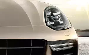   Porsche Cayenne Turbo - 2014