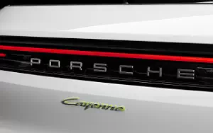   Porsche Cayenne E-Hybrid SportDesign Package - 2023