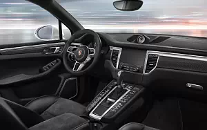   Porsche Macan Turbo with Turbo Package - 2015