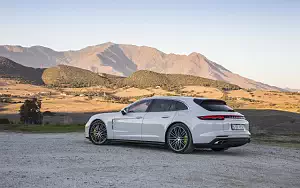  Porsche Panamera Turbo S E-Hybrid Sport Turismo (Carrara White Metallic) - 2017