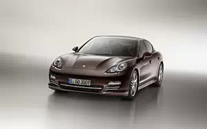   Porsche Panamera Platinum Edition - 2012
