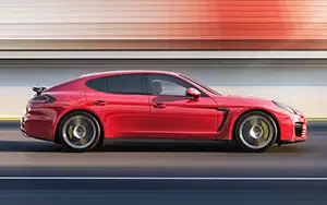   Porsche Panamera GTS - 2013