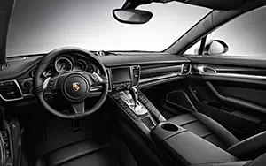   Porsche Panamera Turbo S Executive - 2013
