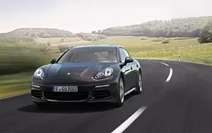   Porsche Panamera - 2013