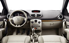   Renault Clio - 2005