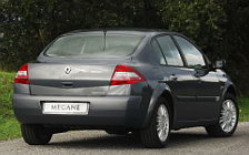   Renault Megane Saloon - 2005