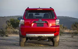   Toyota 4Runner US-spec - 2014