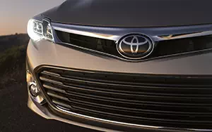   Toyota Avalon LTD - 2013