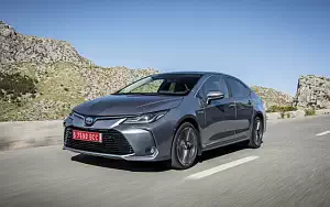   Toyota Corolla Sedan Hybrid - 2019
