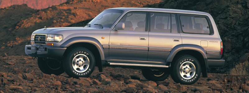  Toyota Land Cruiser 80 - 1990 - Car wallpapers