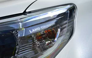   Toyota Land Cruiser Prado - 2013