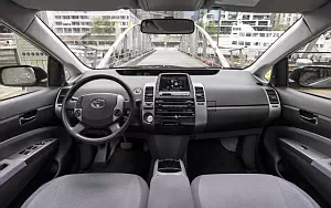   Toyota Prius Second Generation