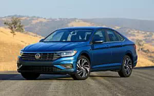   Volkswagen Jetta SEL Premium US-spec - 2018