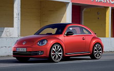  Volkswagen Beetle - 2011
