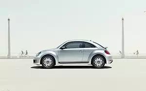   Volkswagen iBeetle - 2013