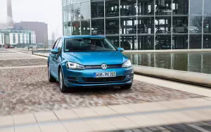  Volkswagen Golf TGI BlueMotion 5door - 2013