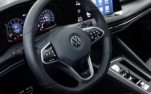   Volkswagen Golf eTSI R-Line - 2020