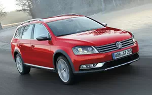   Volkswagen Passat Alltrack - 2012