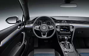   Volkswagen Passat Variant GTE - 2015