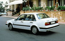   Volvo 460 - 1990