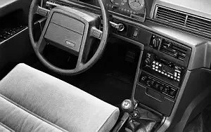   Volvo 760 GLE - 1982
