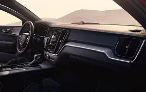   Volvo S60 T6 AWD R-Design - 2018
