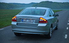   Volvo S80 - 2011