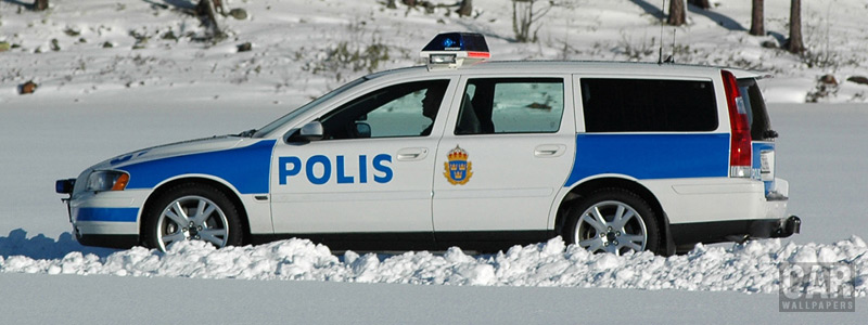   Volvo V70 Police - 2006 - Car wallpapers