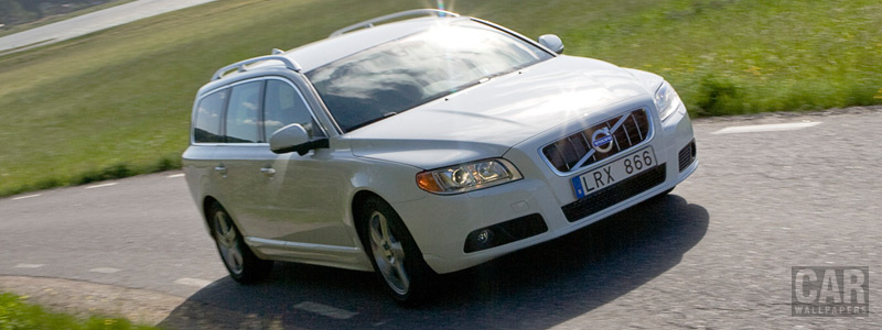   Volvo V70 DRIVe - 2012 - Car wallpapers