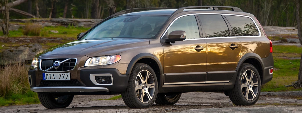   Volvo XC70 T6 AWD - 2013 - Car wallpapers