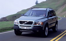   Volvo XC90 - 2003
