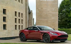   Aston Martin DB11 Henley Royal Regata - 2017