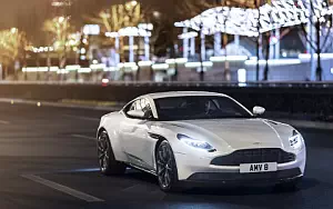   Aston Martin DB11 V8 - 2017