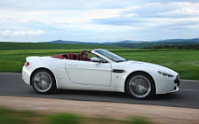   Aston Martin V8 Vantage Roadster Stratus White - 2008