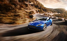 Обои автомобили Aston Martin V8 Vantage S - 2011