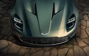   Aston Martin Vanquish Volante - 2025